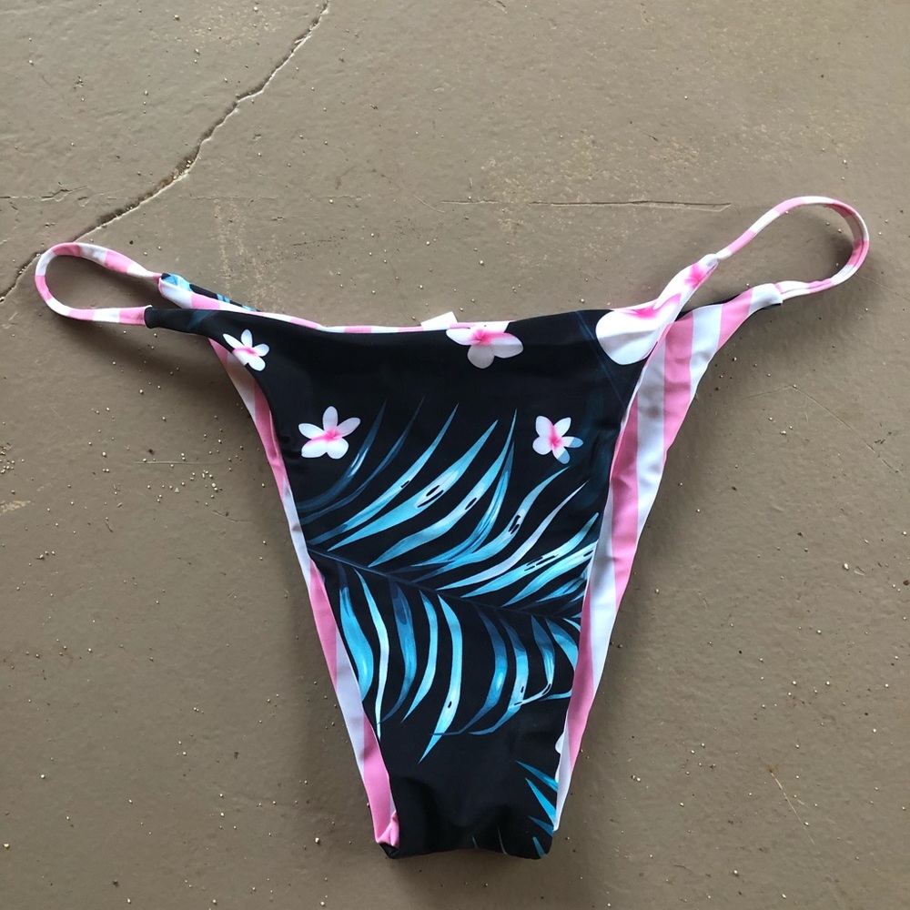 Cheeky Pattern Bikini Bottoms